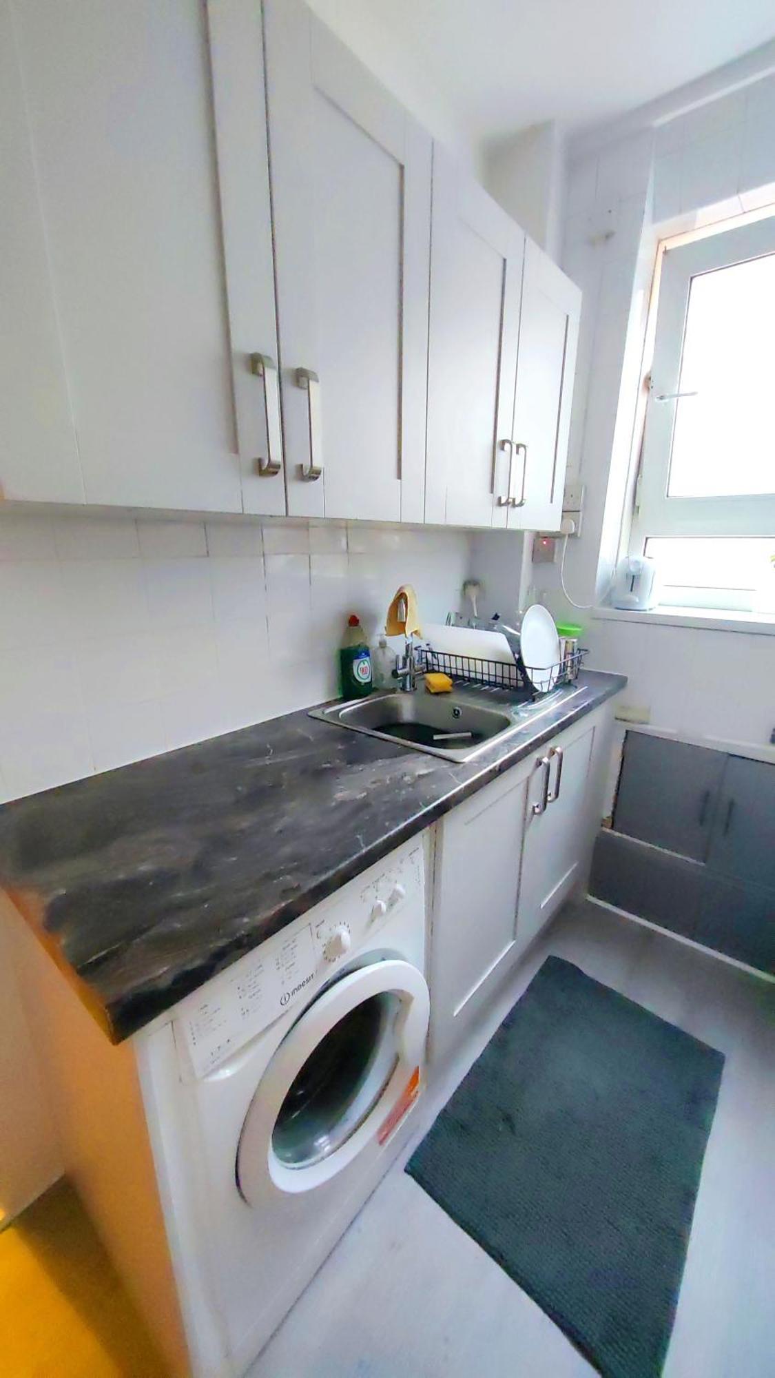 Spacious Flat With 2 To 3 Bedrooms In Central Londra Esterno foto